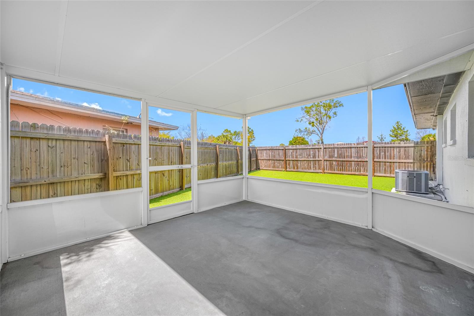 4916 CARLYLE RD — photo 29