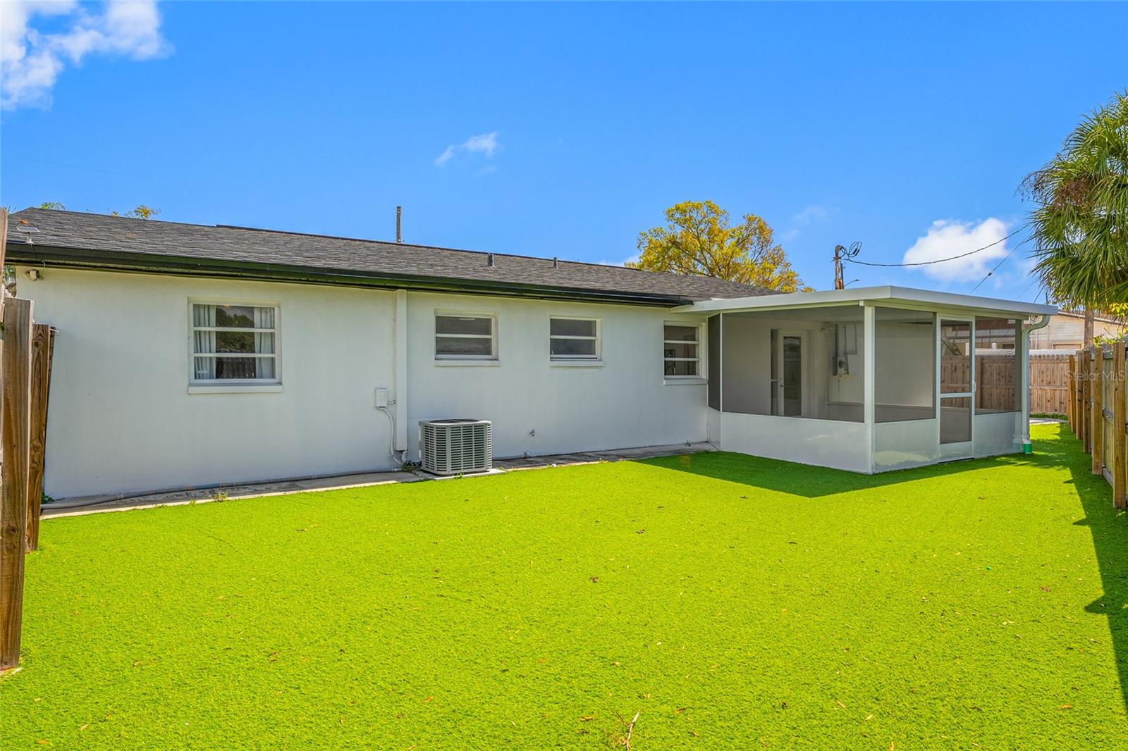 4916 CARLYLE RD — photo 32