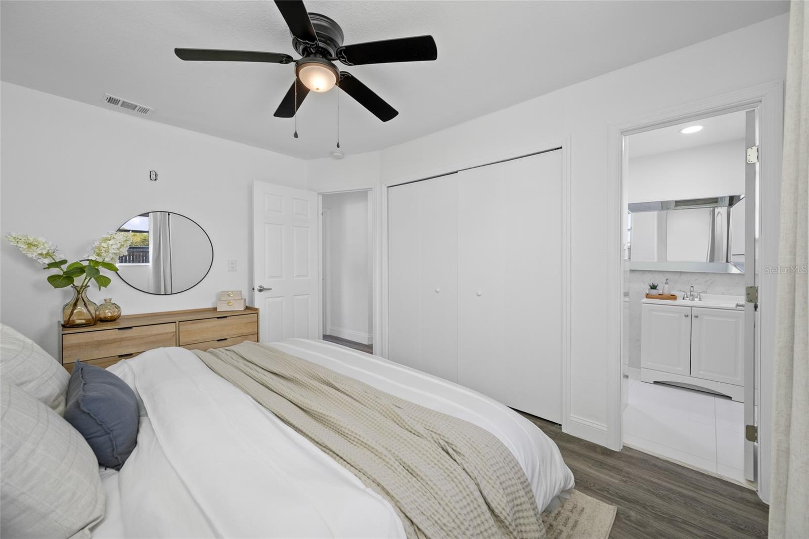 4916 CARLYLE RD — photo 24