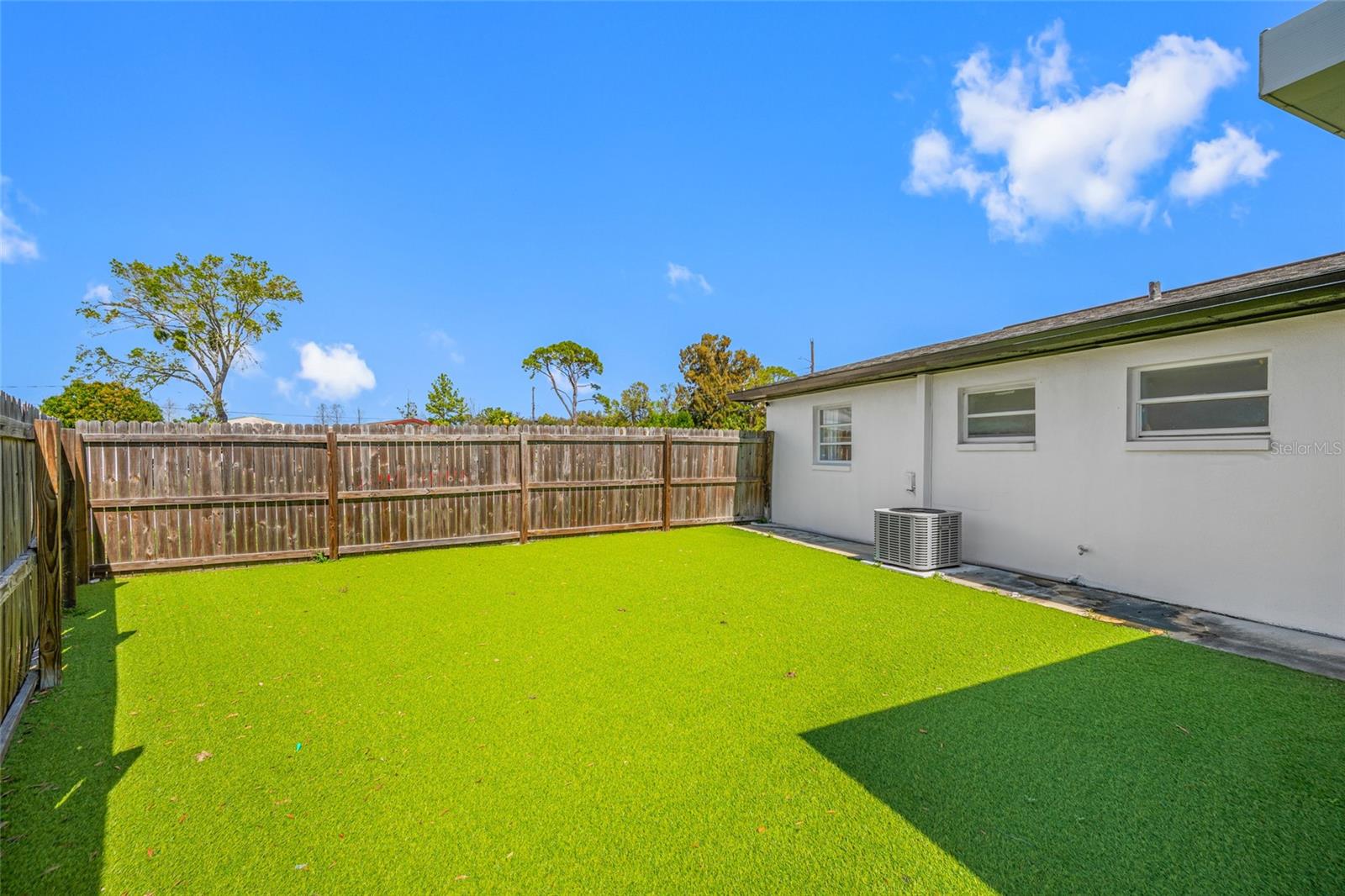 4916 CARLYLE RD — photo 33