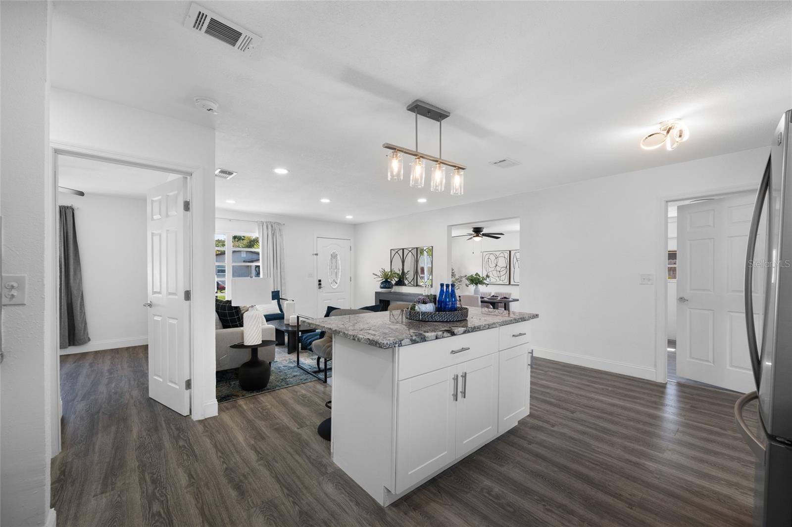 4916 CARLYLE RD — photo 13
