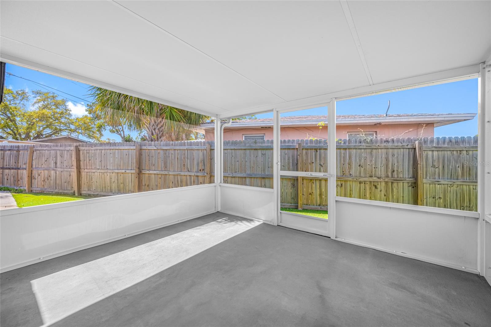 4916 CARLYLE RD — photo 44