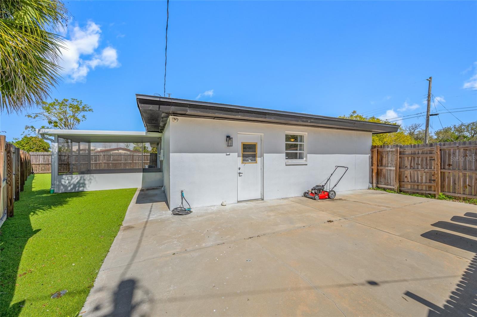 4916 CARLYLE RD — photo 39