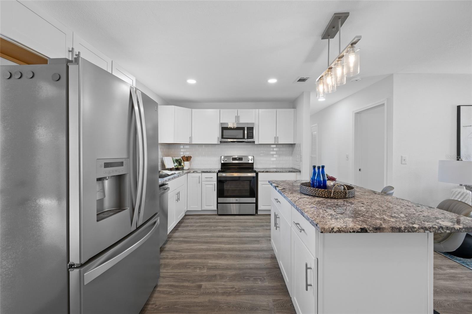 4916 CARLYLE RD — photo 17