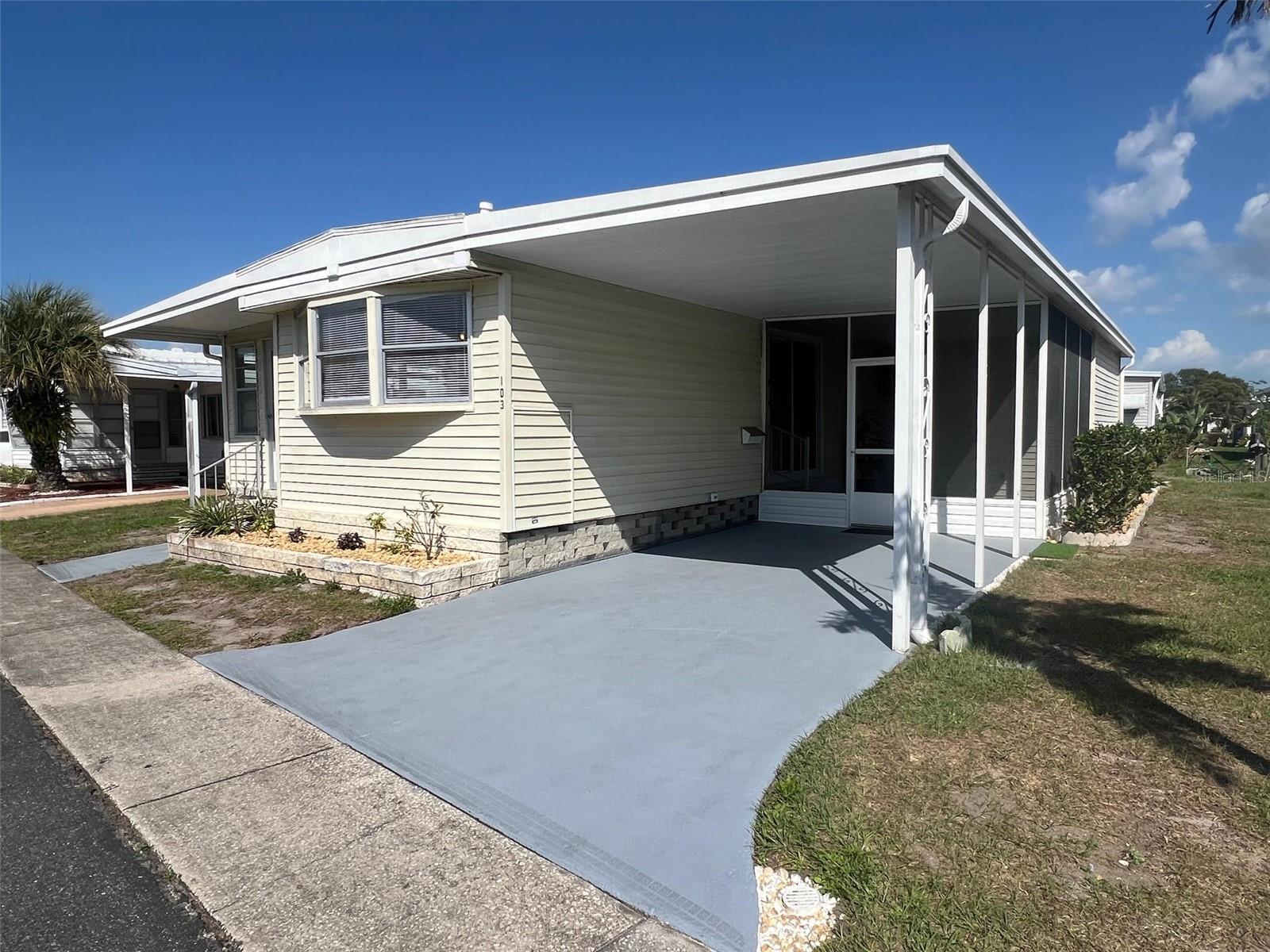 103 PINDO PALM ST W — photo 2