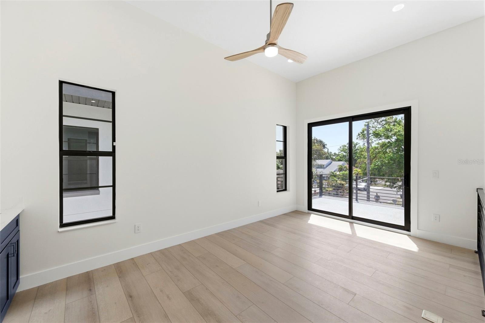 4543 26TH AVE S — photo 32