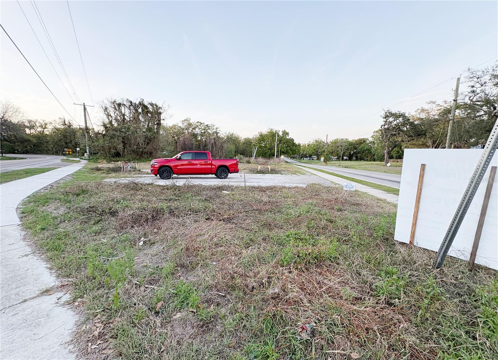 535 MAYDELL DR — photo 6