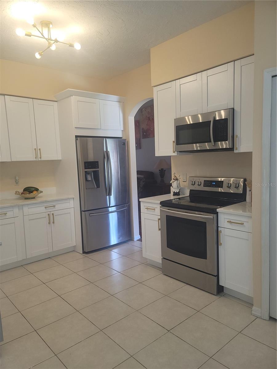 27640 BREAKERS DR — photo 76