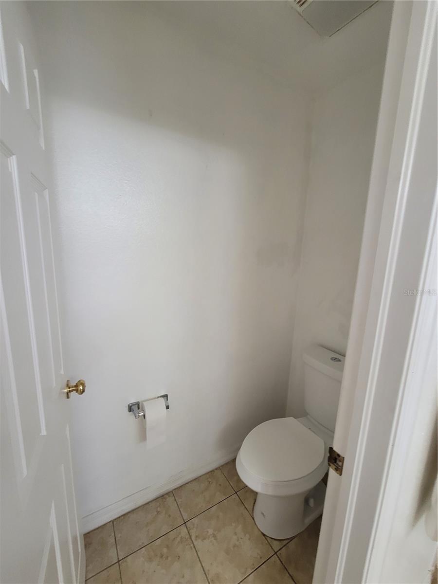 27640 BREAKERS DR — photo 42