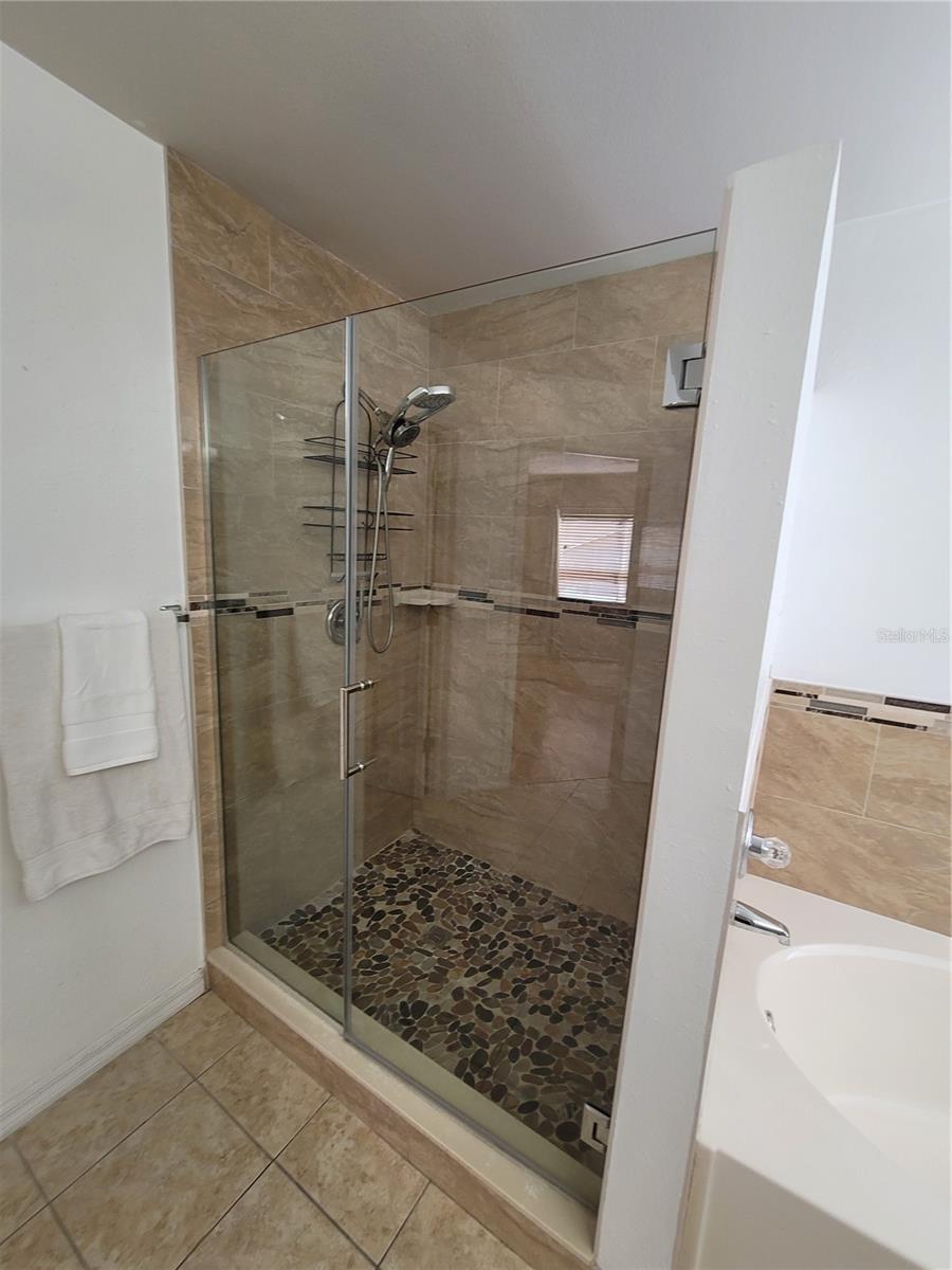 27640 BREAKERS DR — photo 40