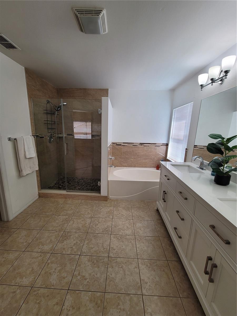 27640 BREAKERS DR — photo 37