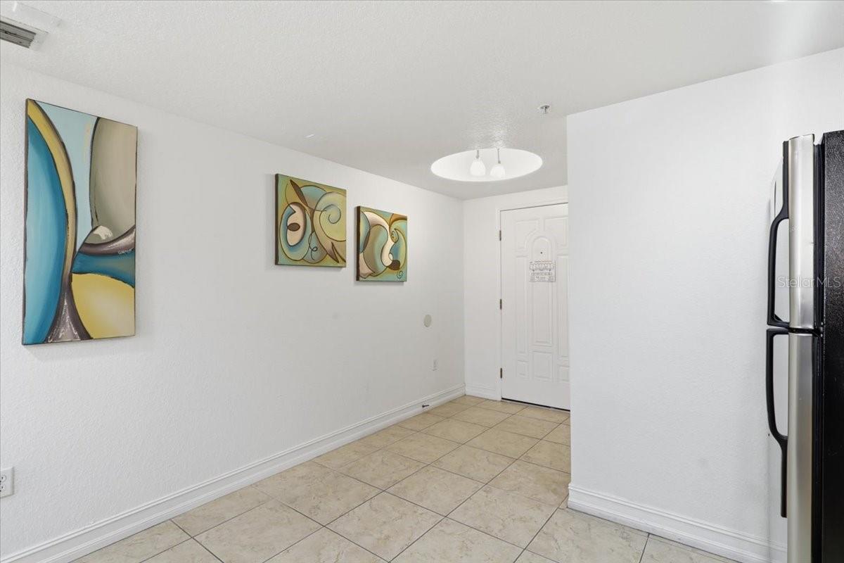 Home in TREASURE ISLAND — photo 31