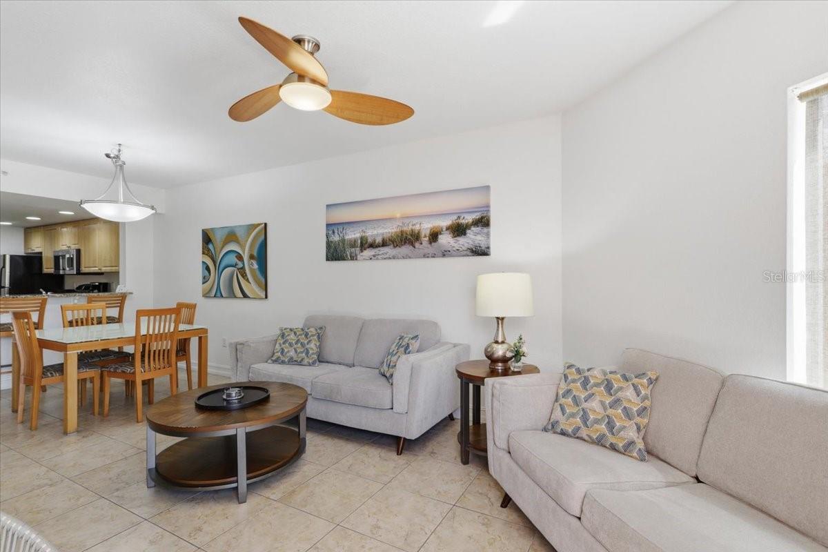 Home in TREASURE ISLAND — photo 8