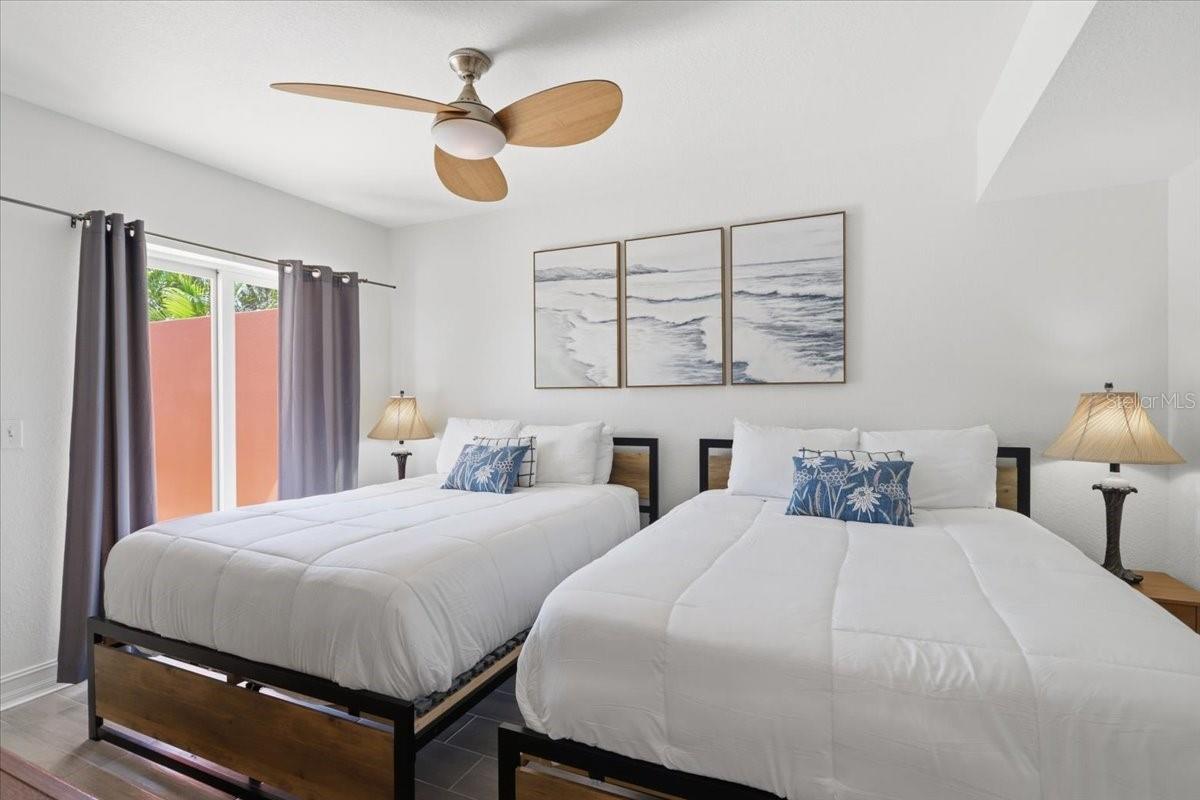 Home in TREASURE ISLAND — photo 20
