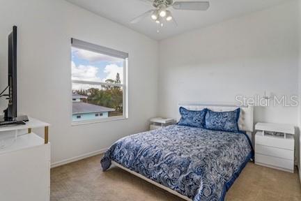 402 SHORE DR W — photo 31