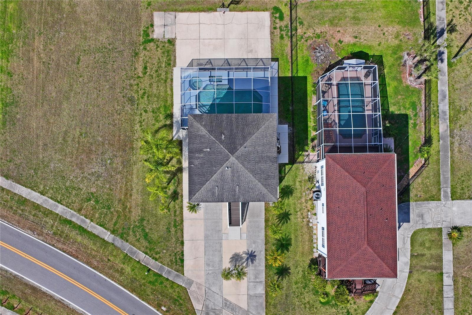 402 SHORE DR W — photo 61
