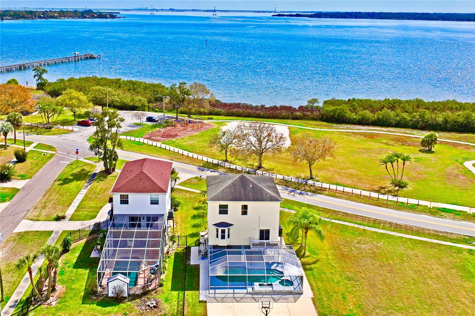402 SHORE DR W — photo 3