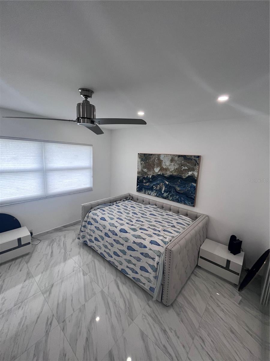 880 MANDALAY AVE #S302 — photo 6