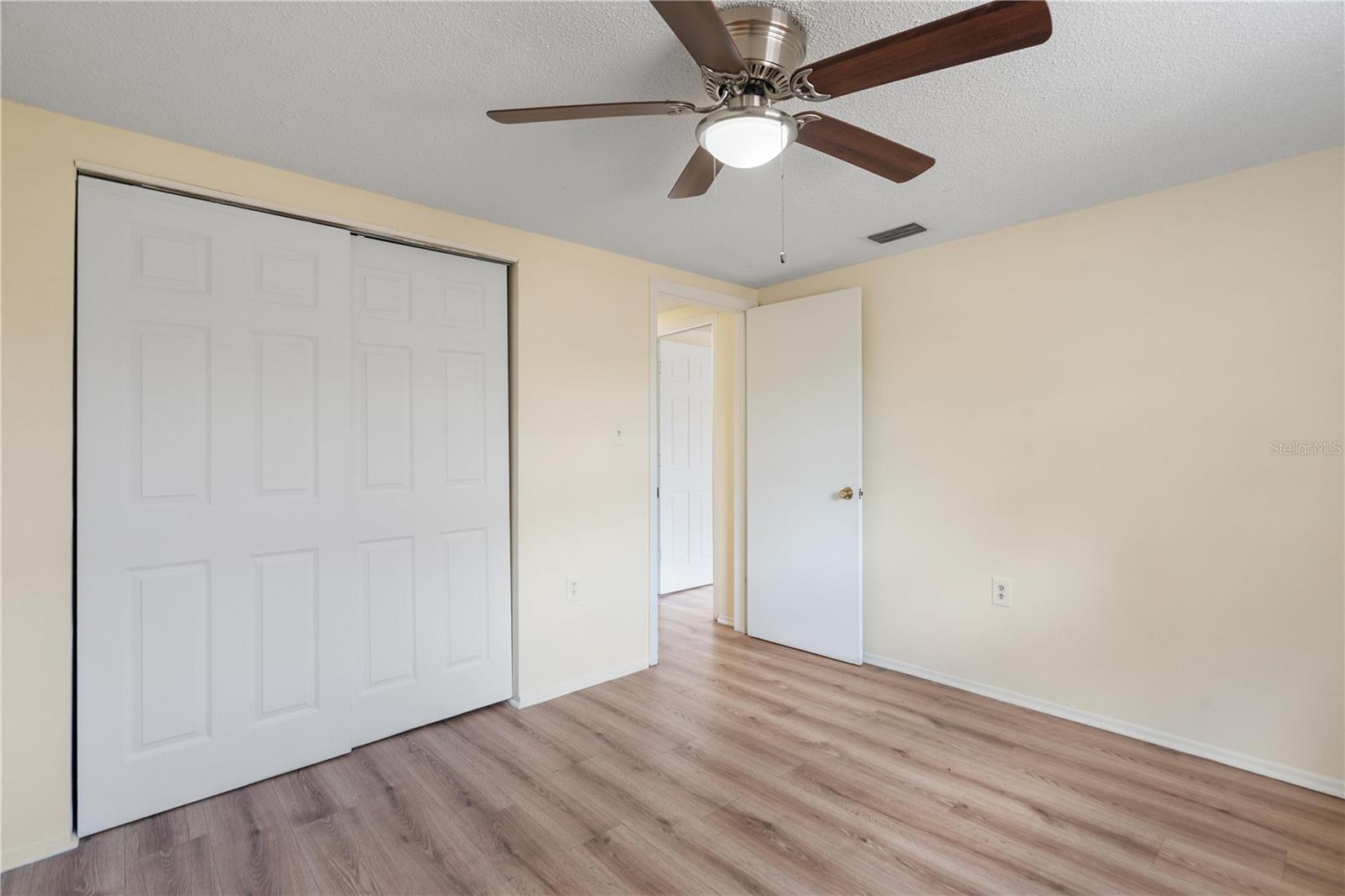9020 HUNT CLUB LN — photo 17