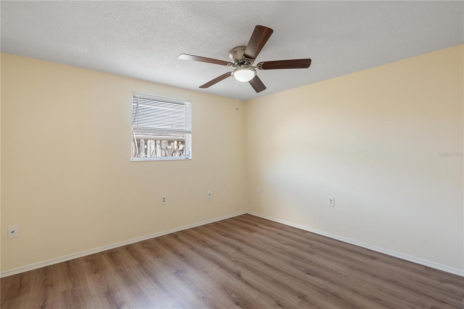 9020 HUNT CLUB LN — photo 16