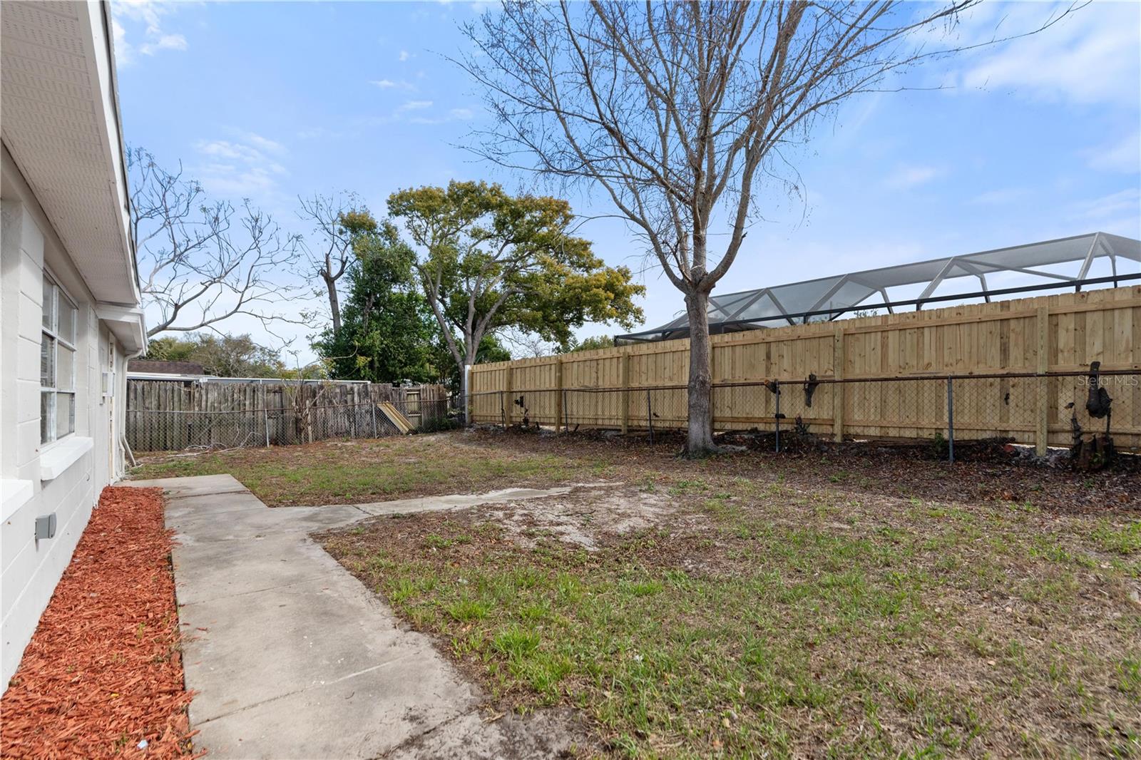 9020 HUNT CLUB LN — photo 27