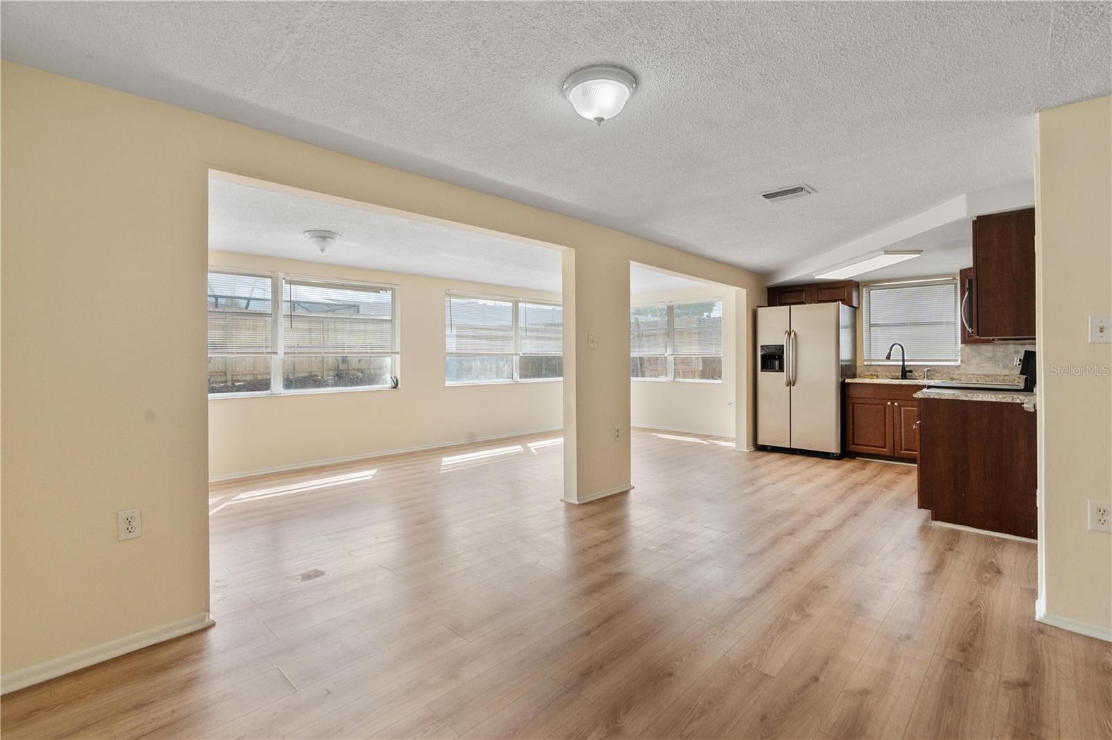 9020 HUNT CLUB LN — photo 6