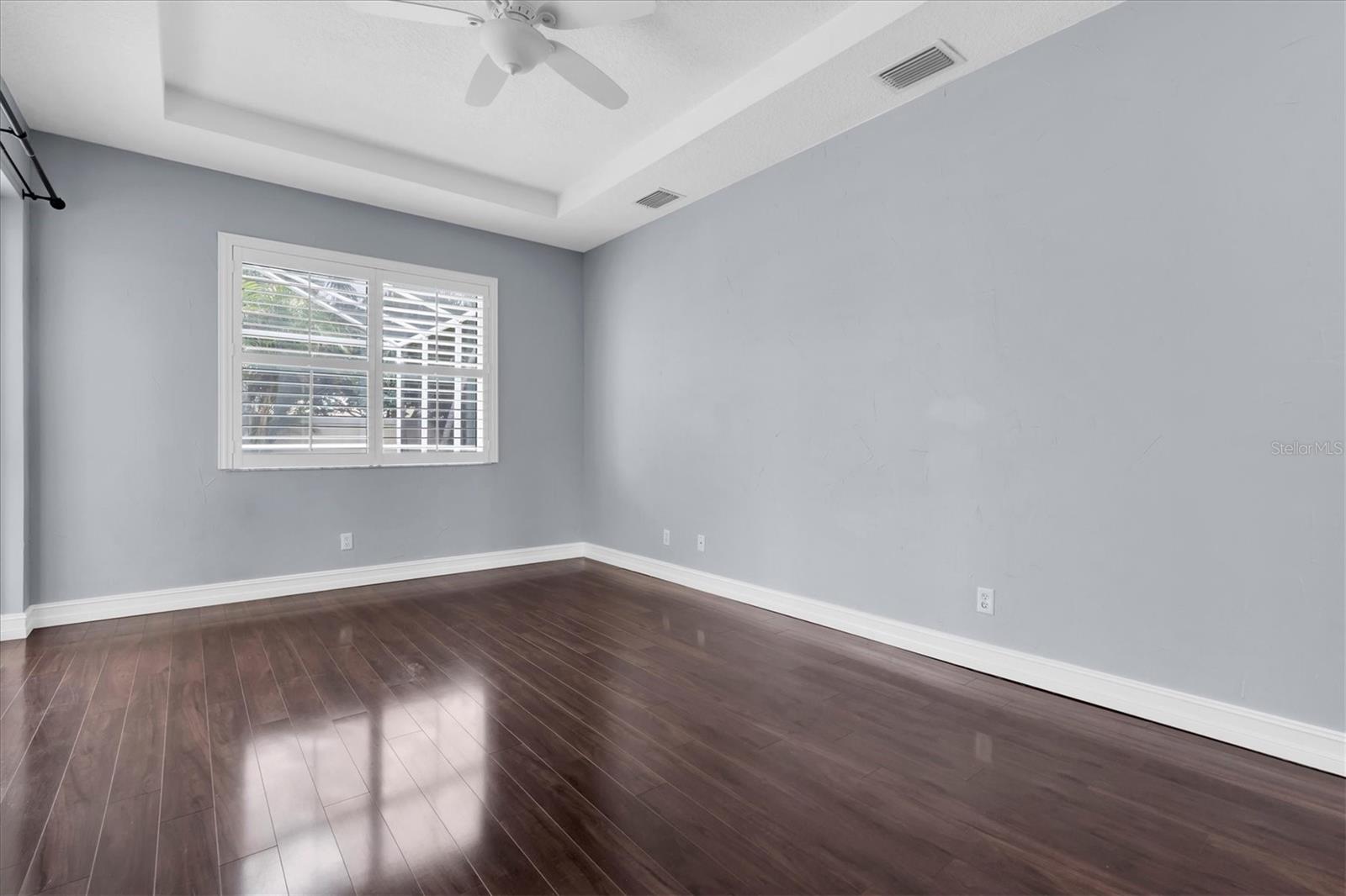 906 LANDMARK CIR S — photo 22