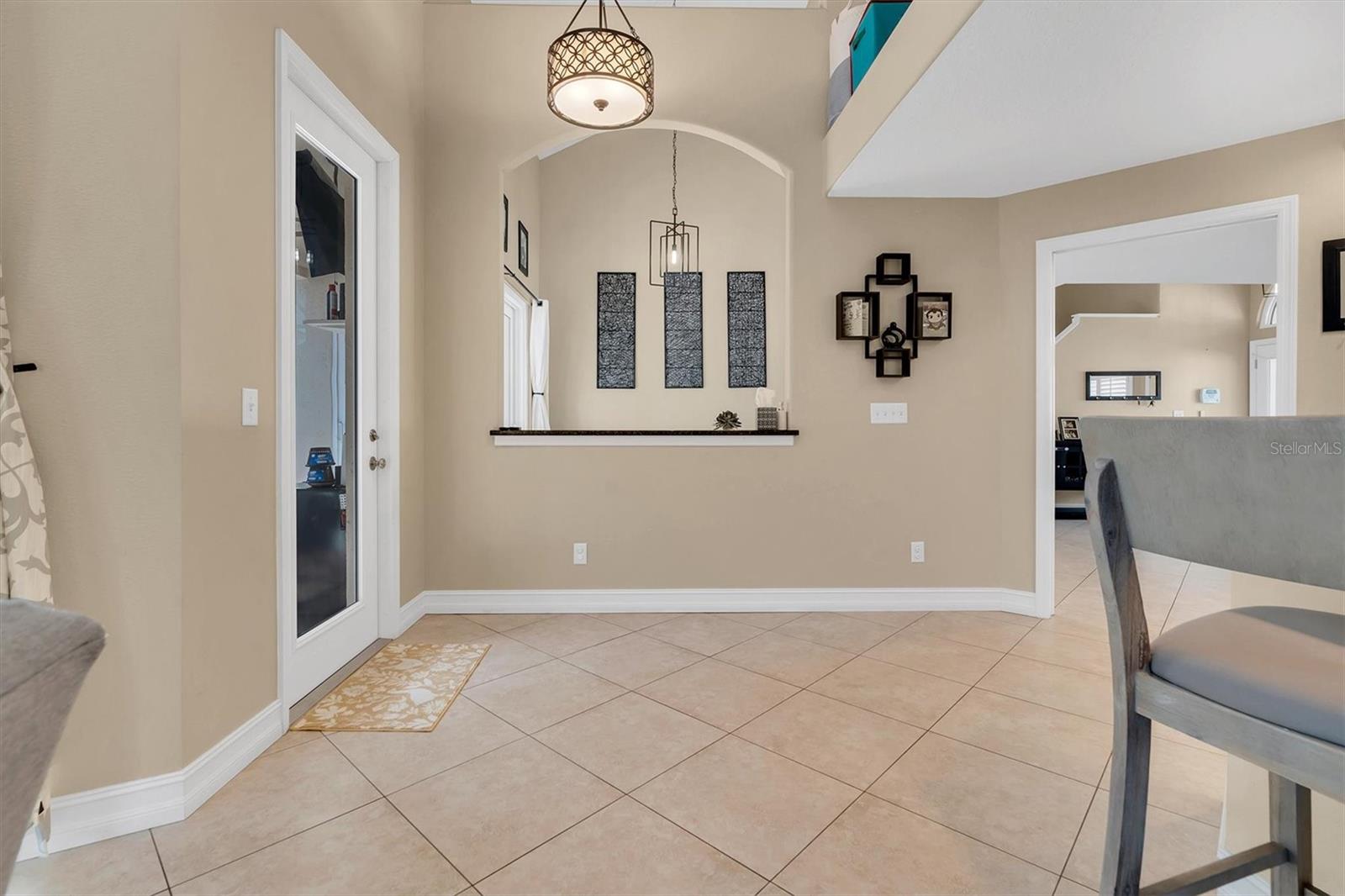906 LANDMARK CIR S — photo 17