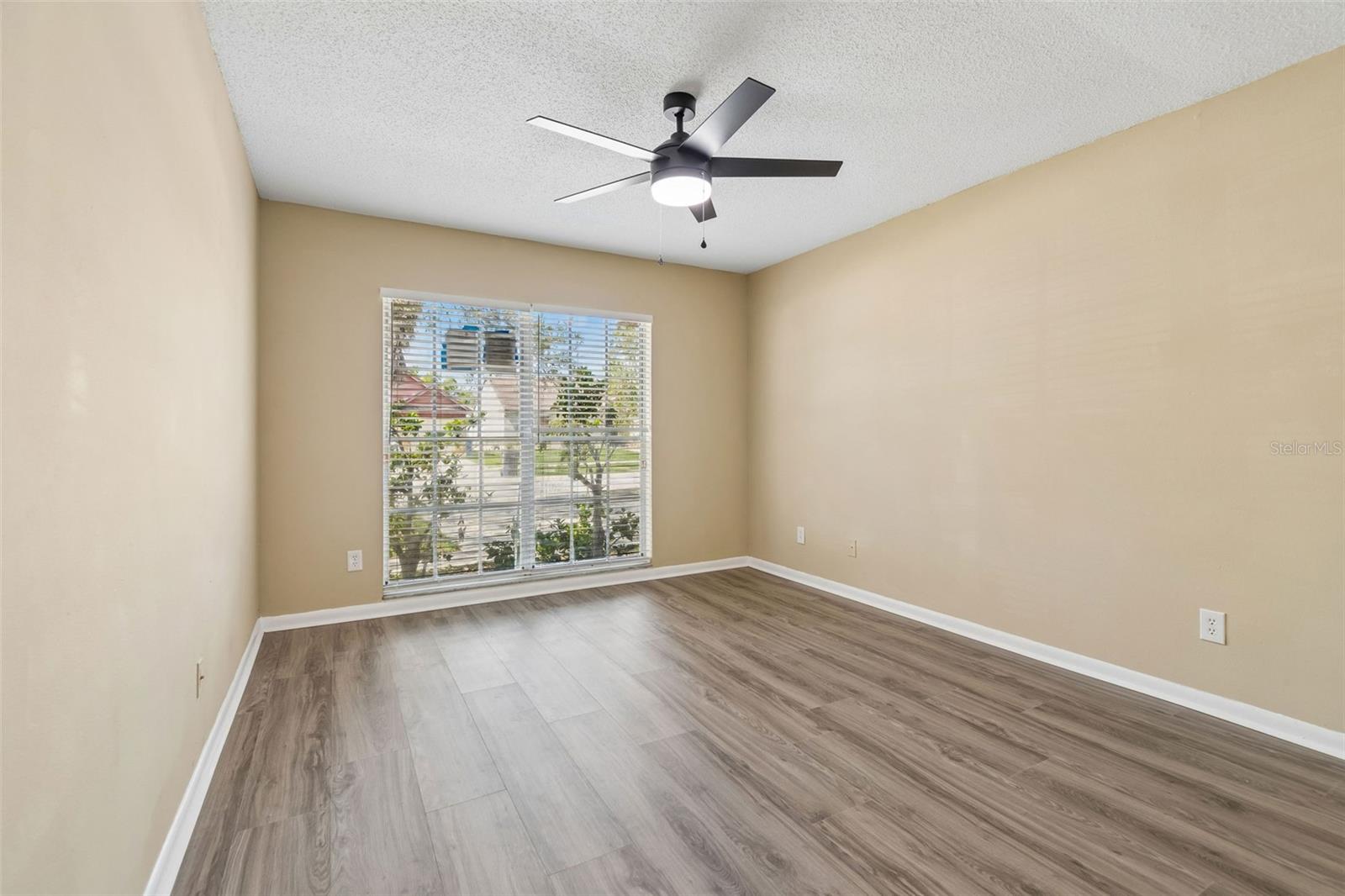 8301 IBERIA PL — photo 25