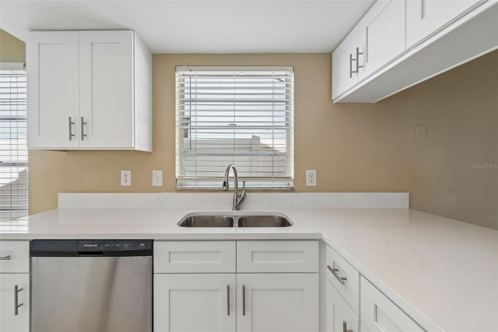 8301 IBERIA PL — photo 17