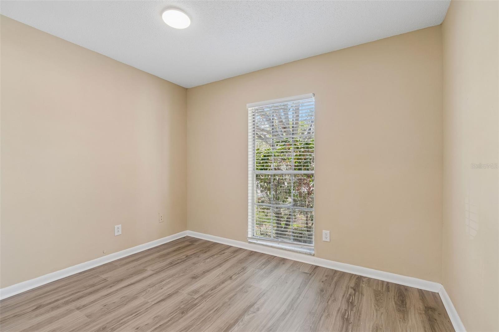 8301 IBERIA PL — photo 20