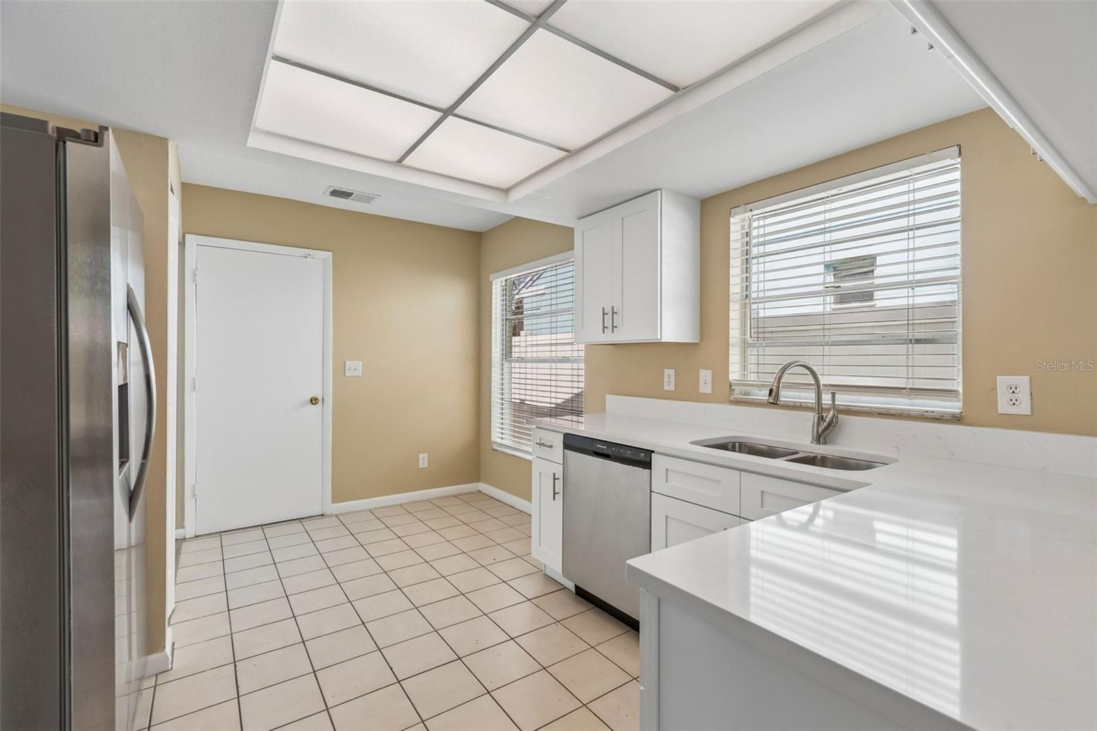 8301 IBERIA PL — photo 16