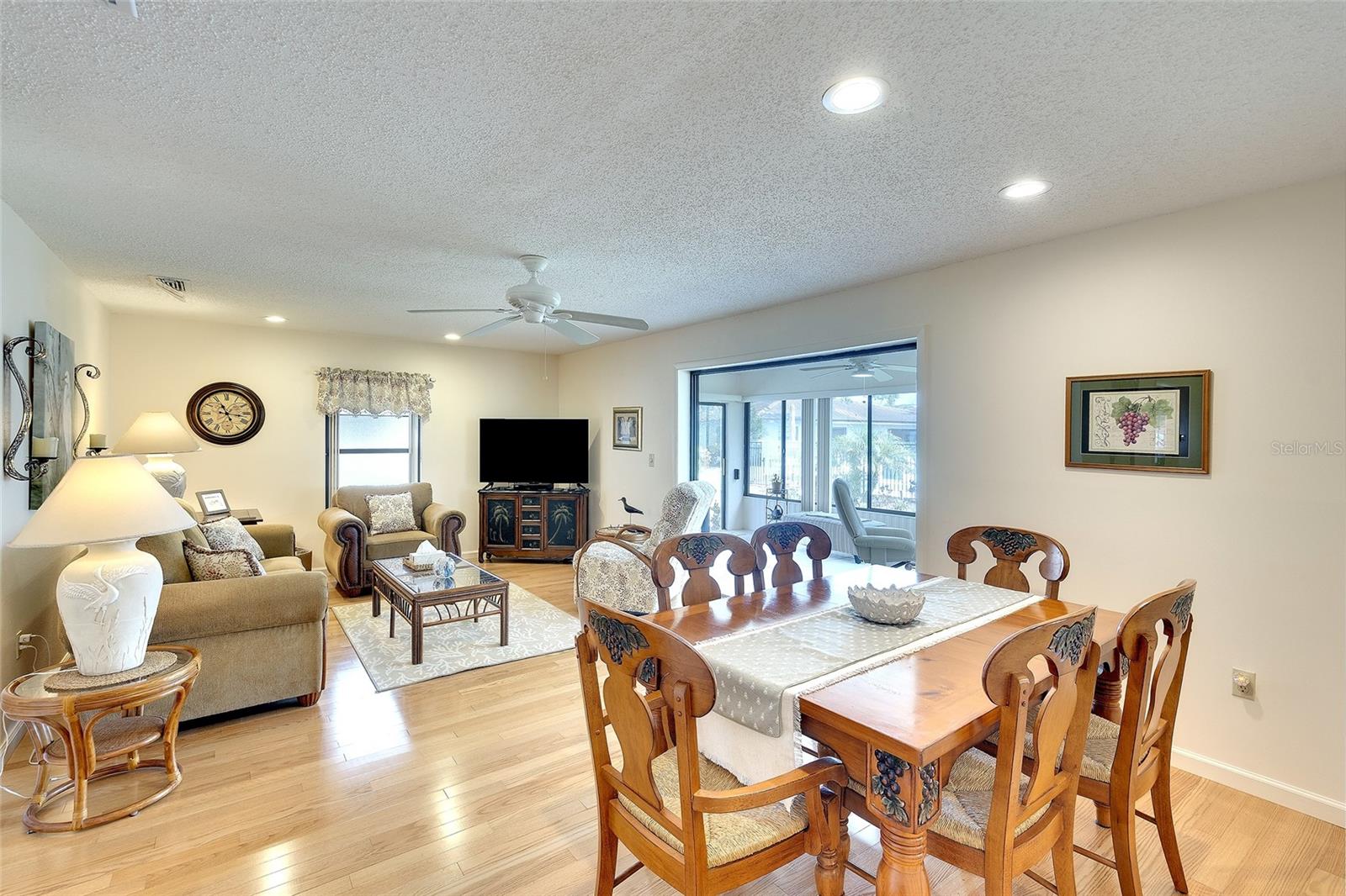 6004 VIVIENDA DR #8 — photo 27