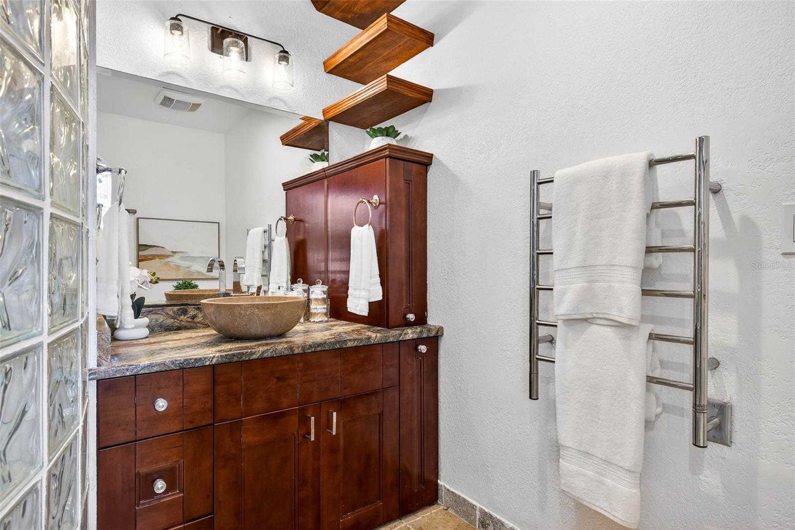 236 SAN SALVADOR DR — photo 25