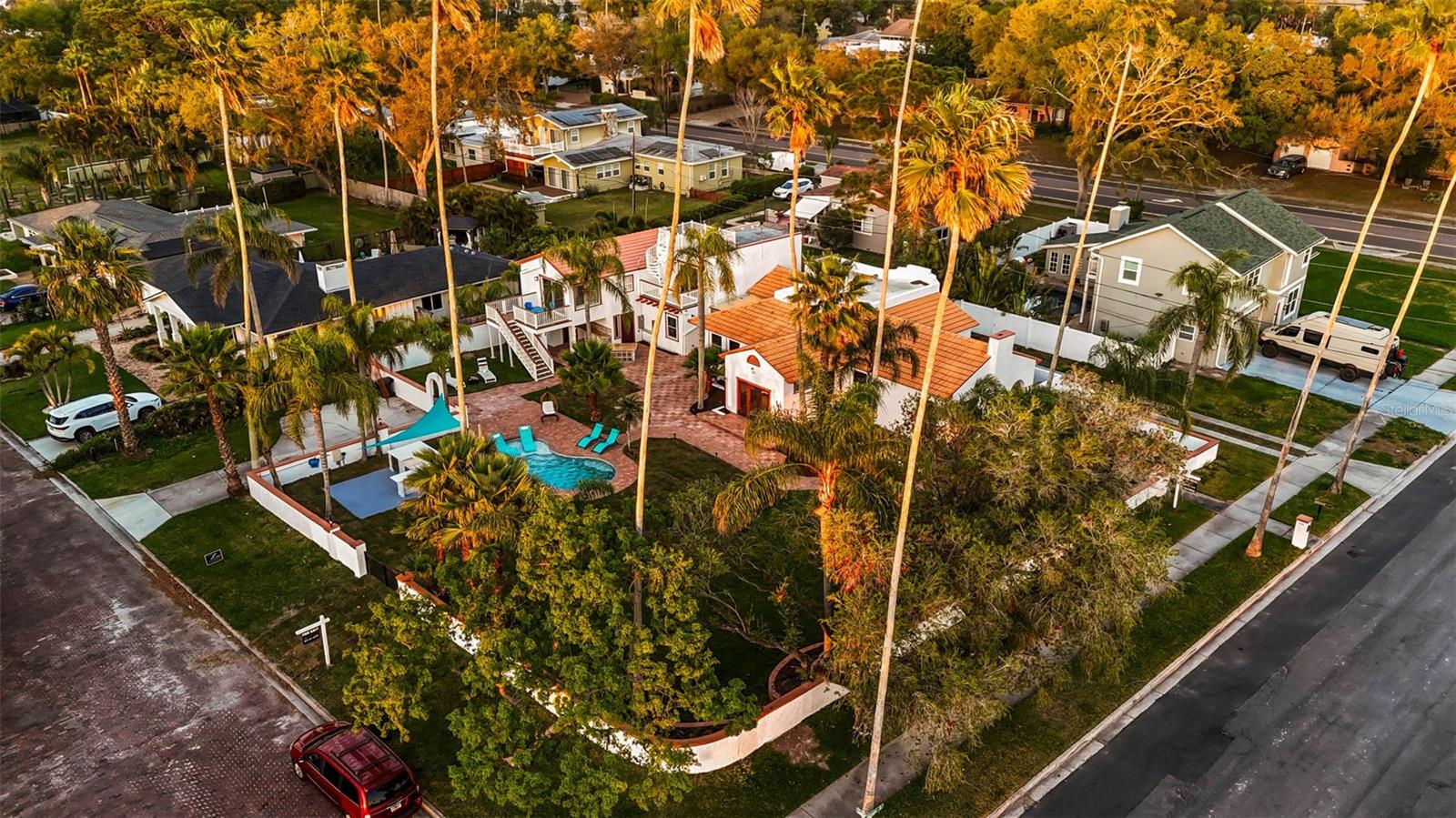 236 SAN SALVADOR DR — photo 38