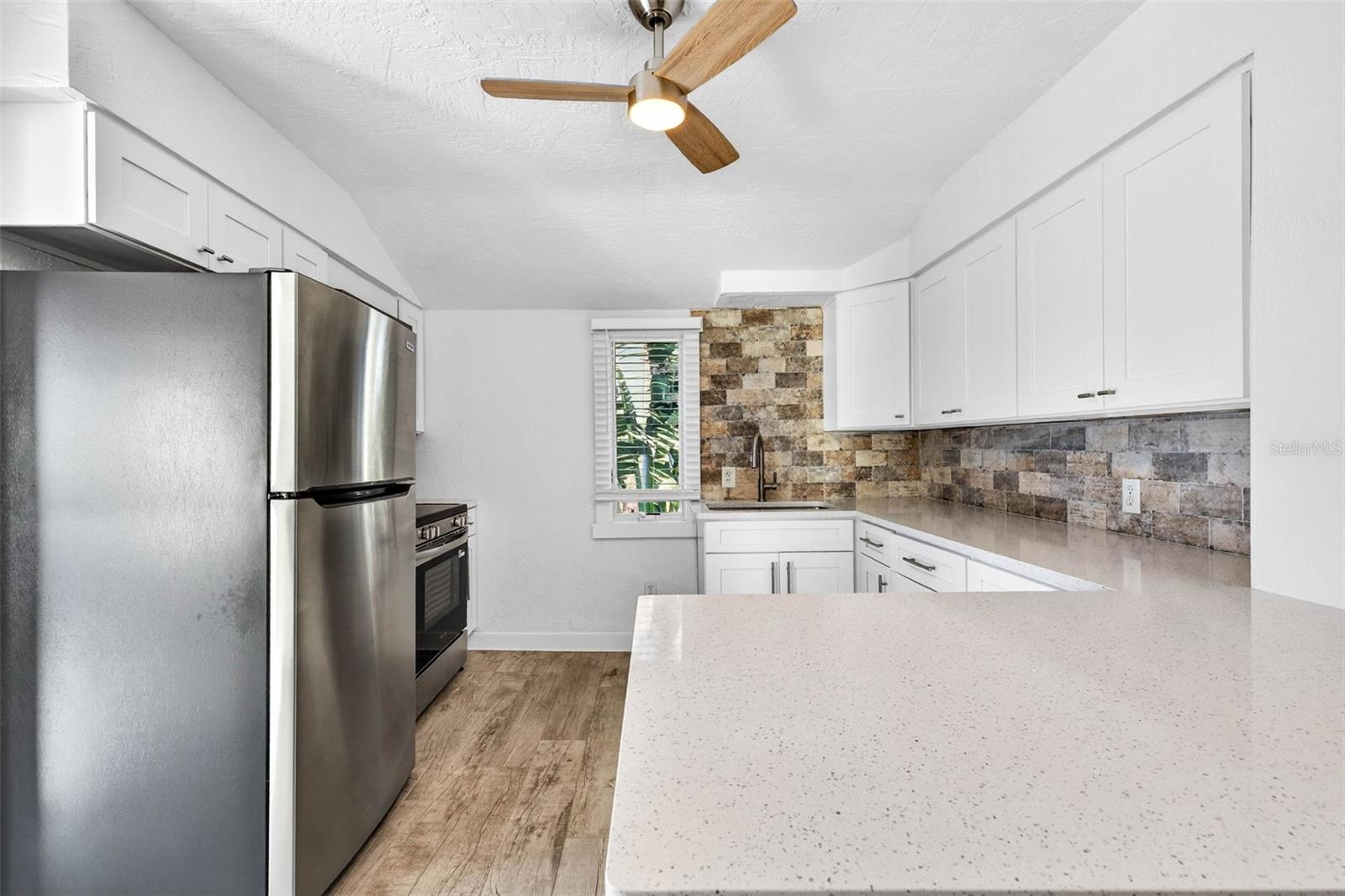 236 SAN SALVADOR DR — photo 66
