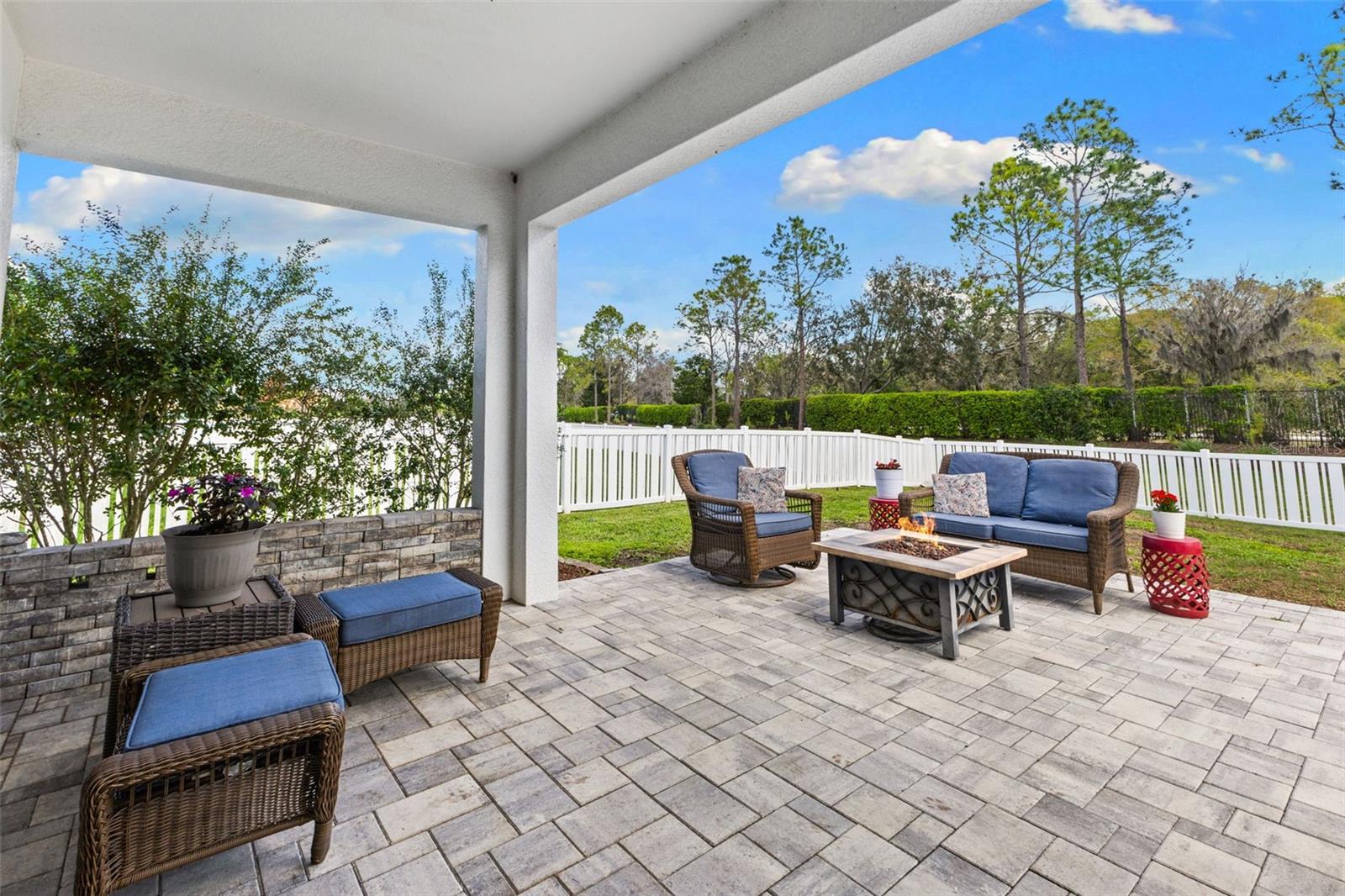 1316 THORNBURY DR — photo 21