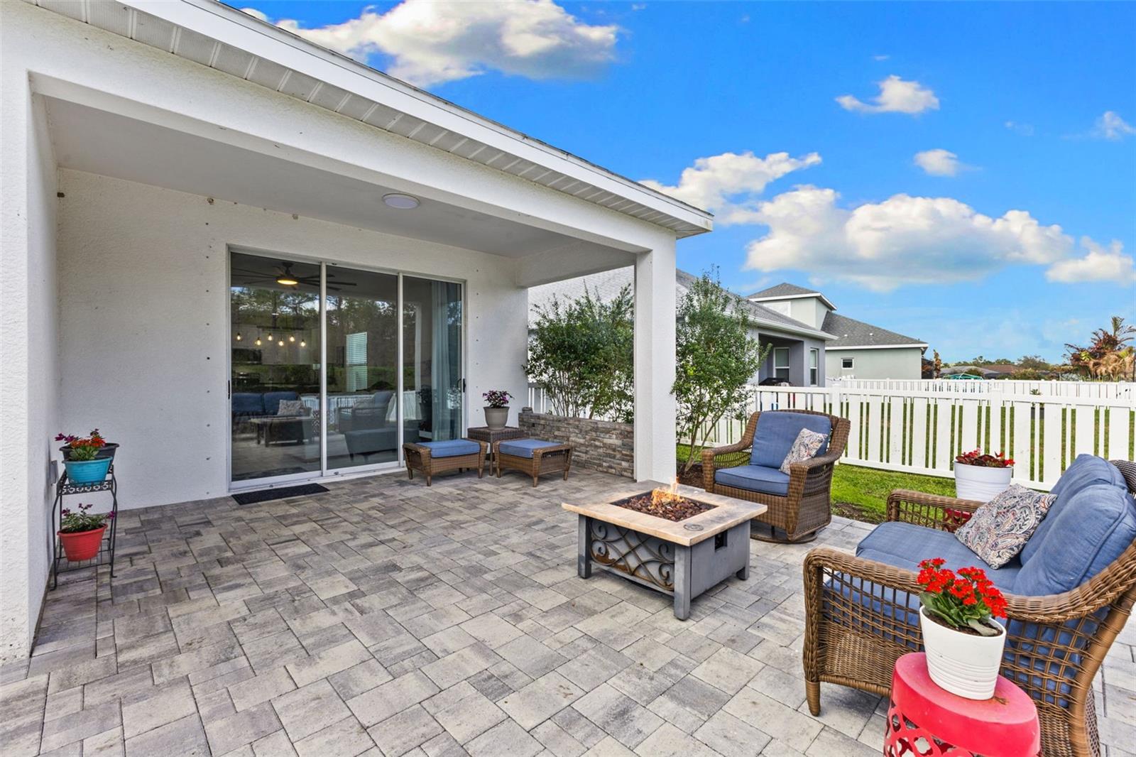 1316 THORNBURY DR — photo 24