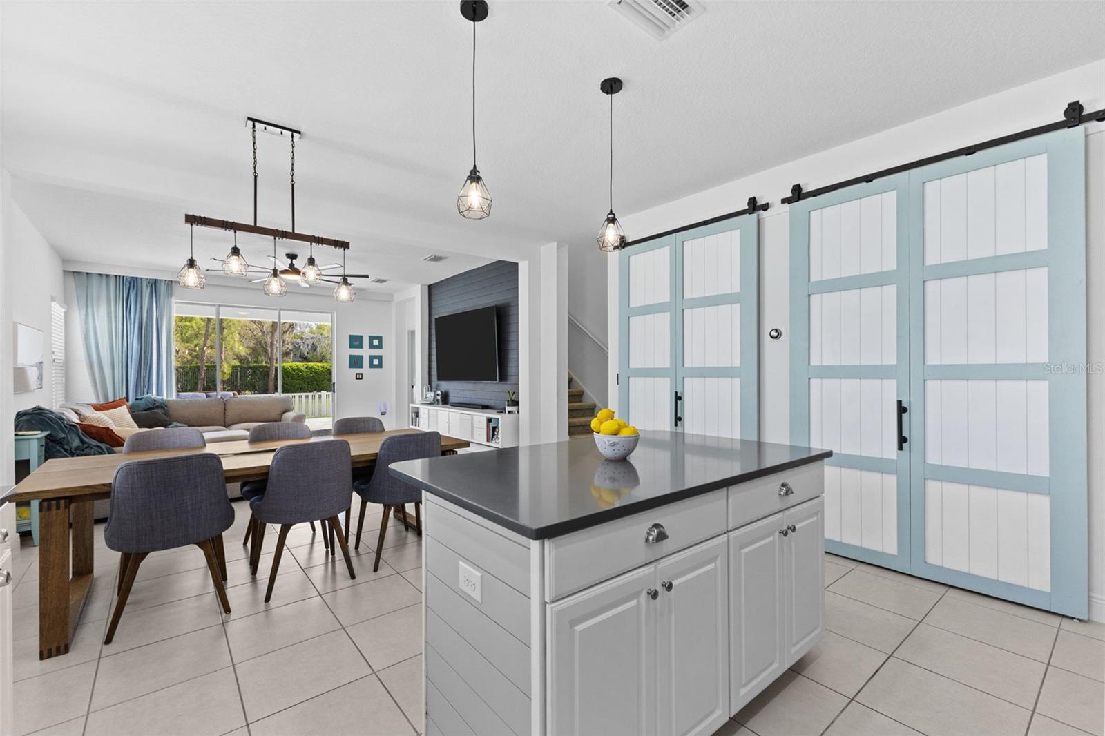1316 THORNBURY DR — photo 20