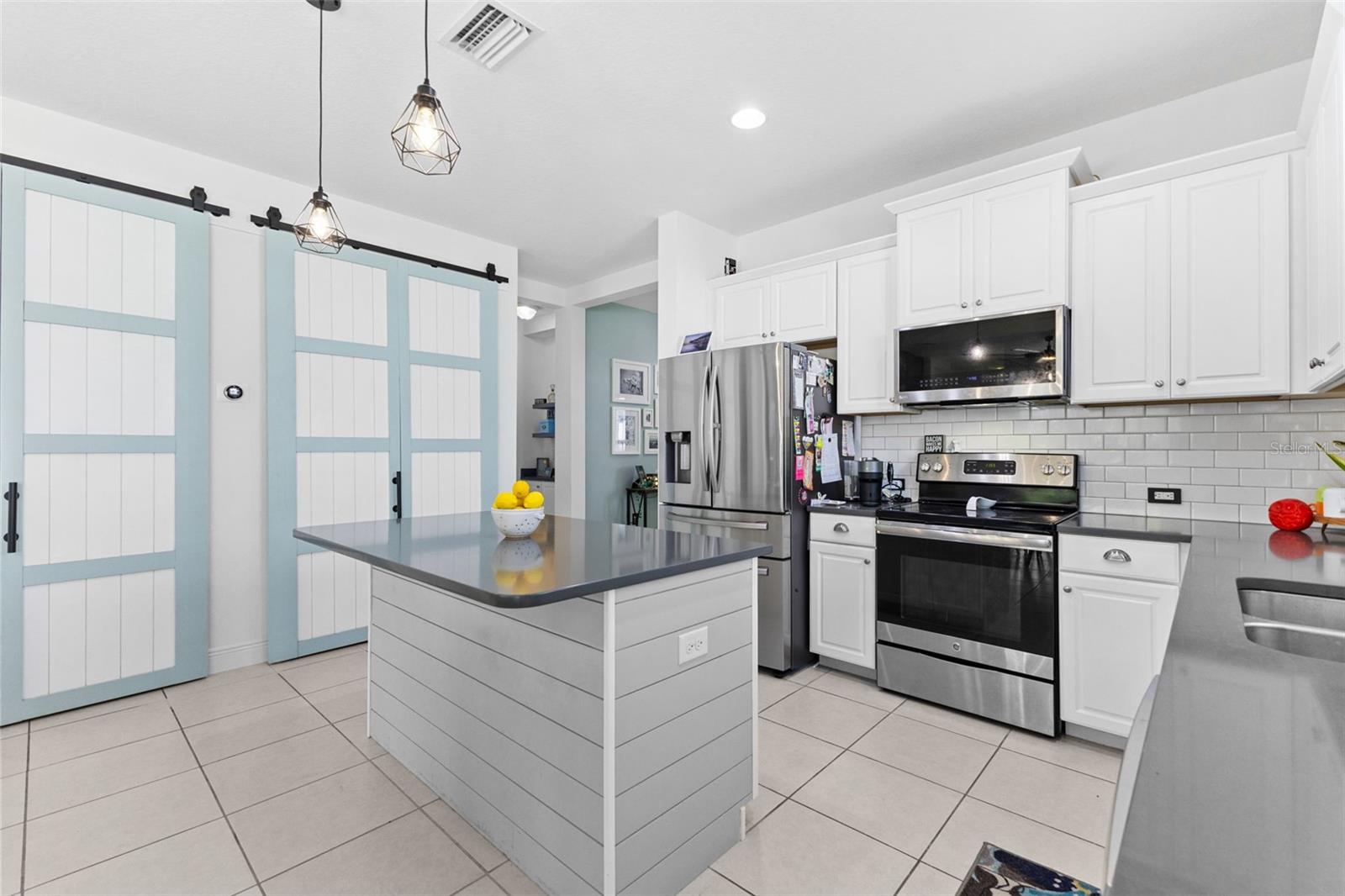 1316 THORNBURY DR — photo 19