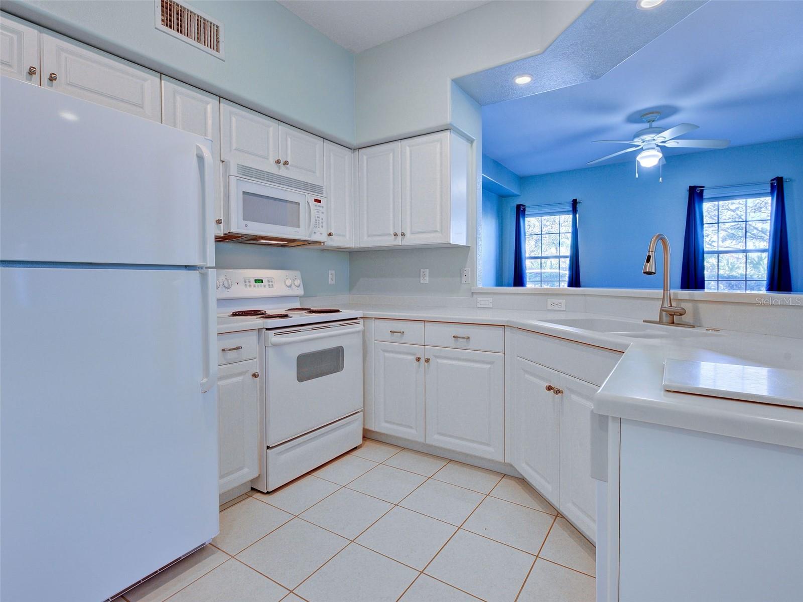 9102 L PAVIA BLVD #9102 — photo 16