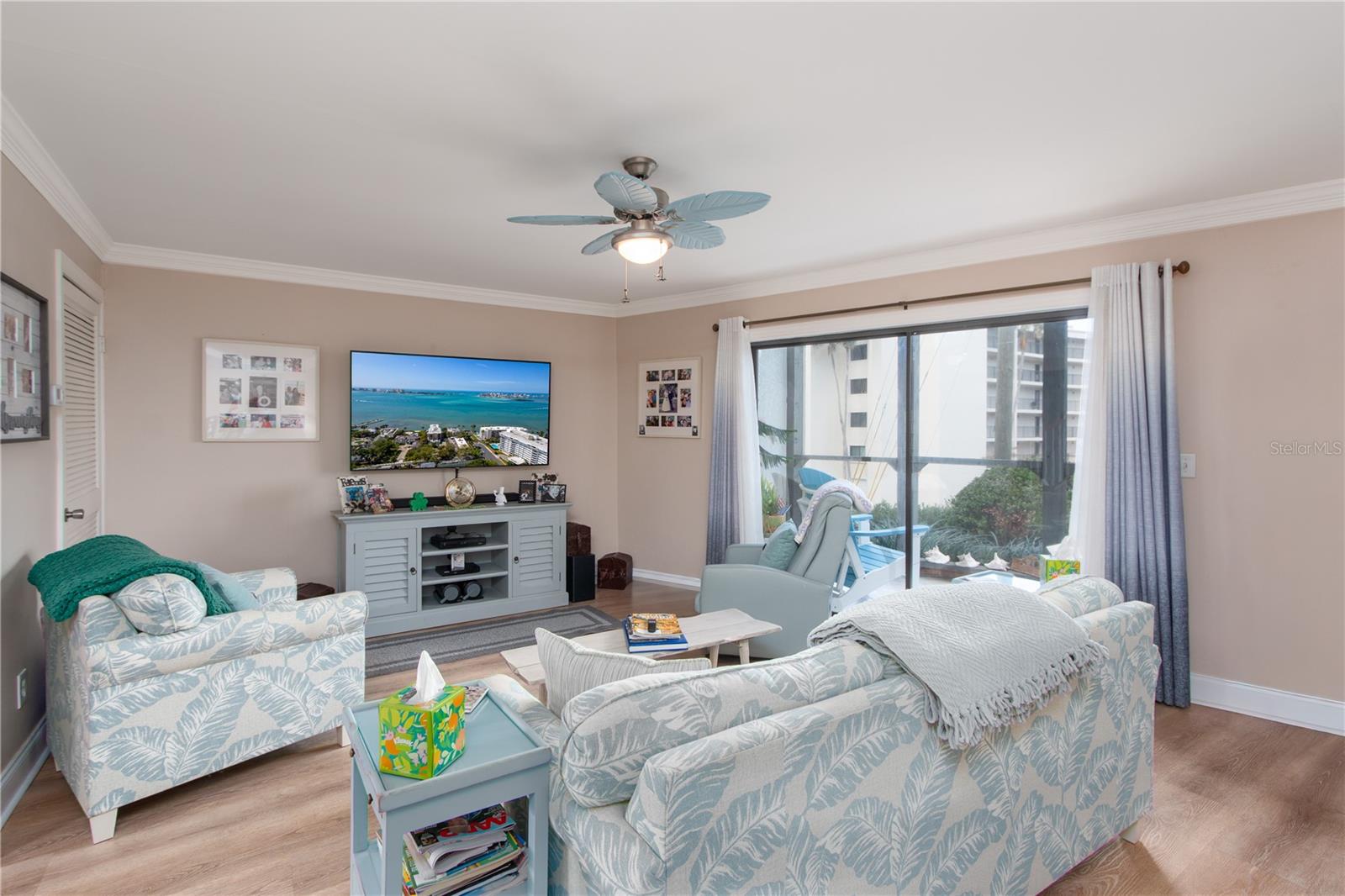 15 TURNER ST #4 — photo 4