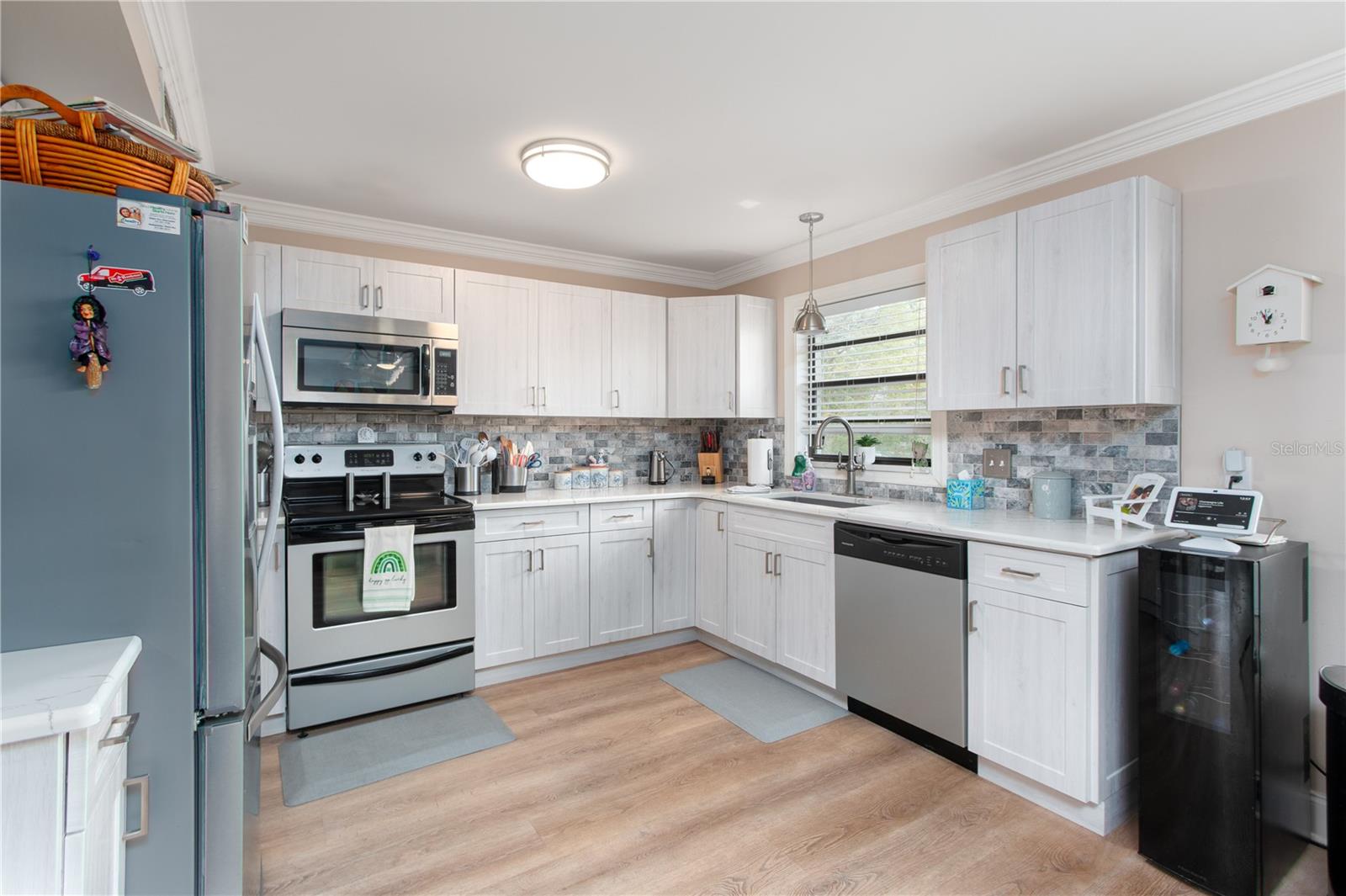 15 TURNER ST #4 — photo 5