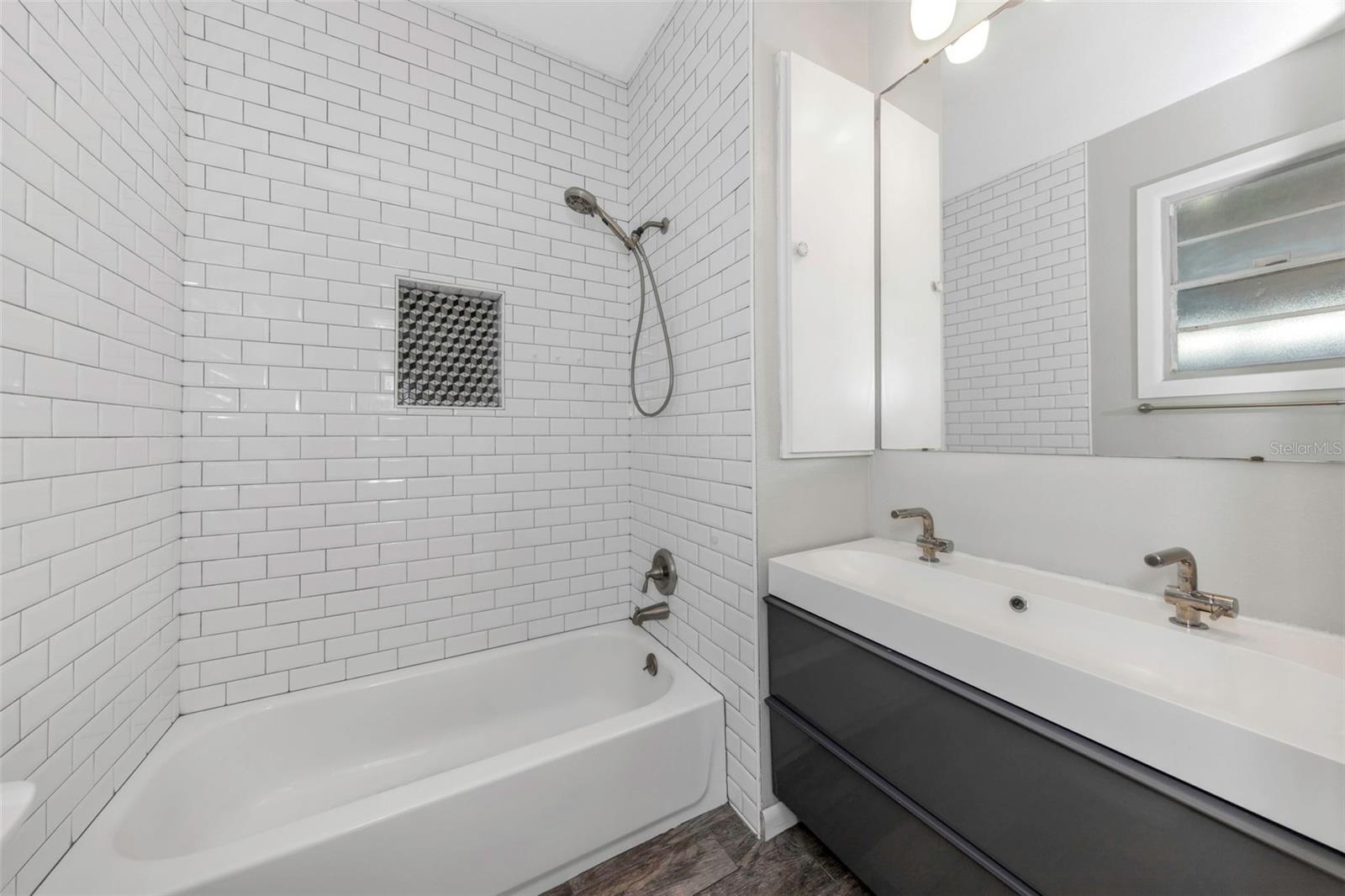 2613 N 21ST ST — photo 11