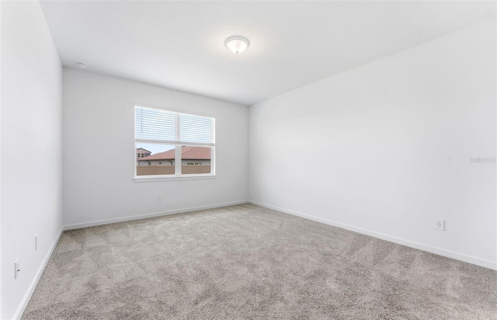 9804 REDWOOD HEIGHTS LOOP — photo 6