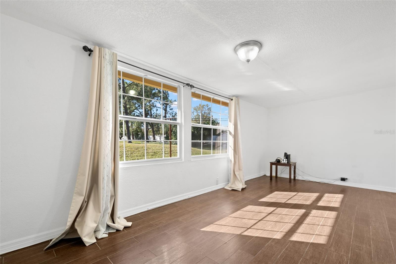 4642 EASTWOOD LN — photo 16