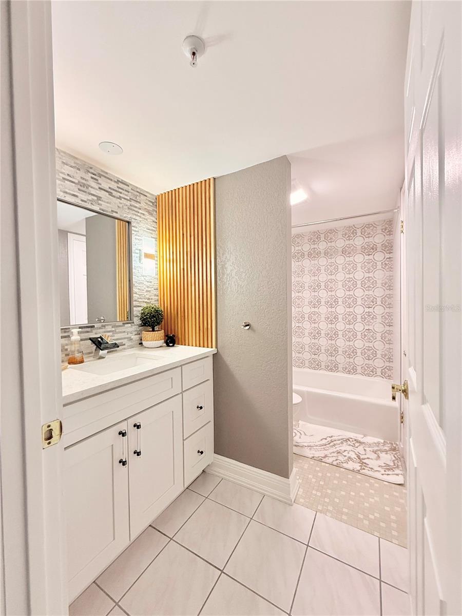 5940 PELICAN BAY PLZ S #1105 — photo 38