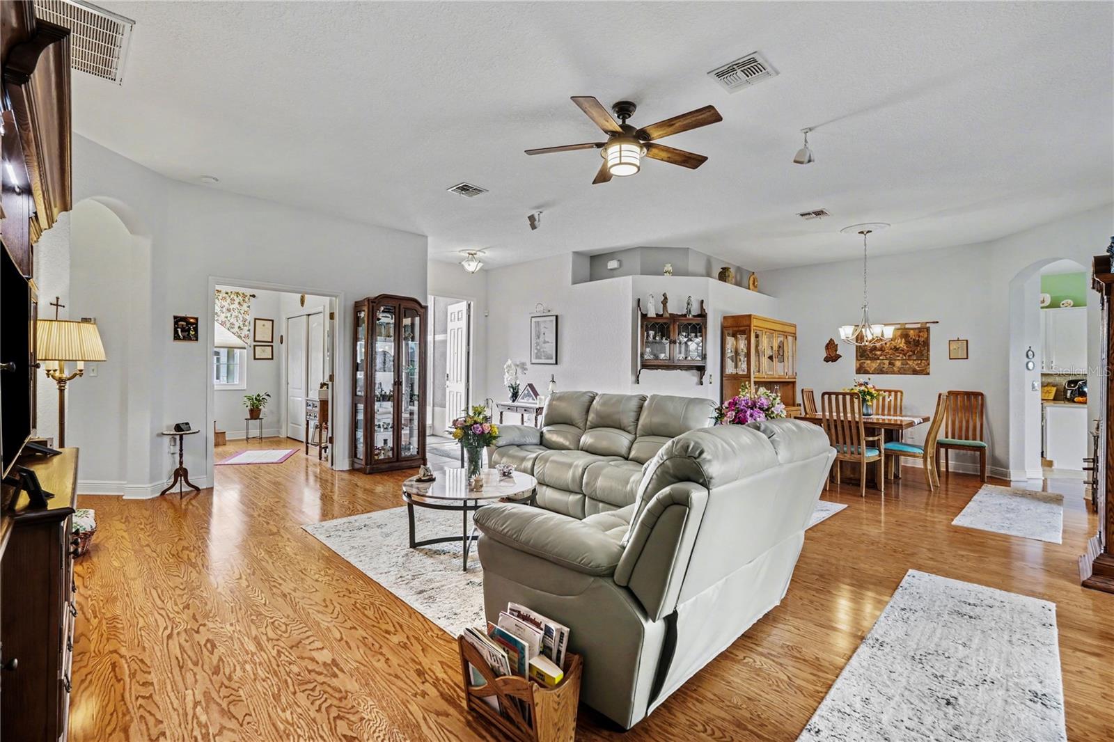 10412 OLD TAMPA BAY DR — photo 12