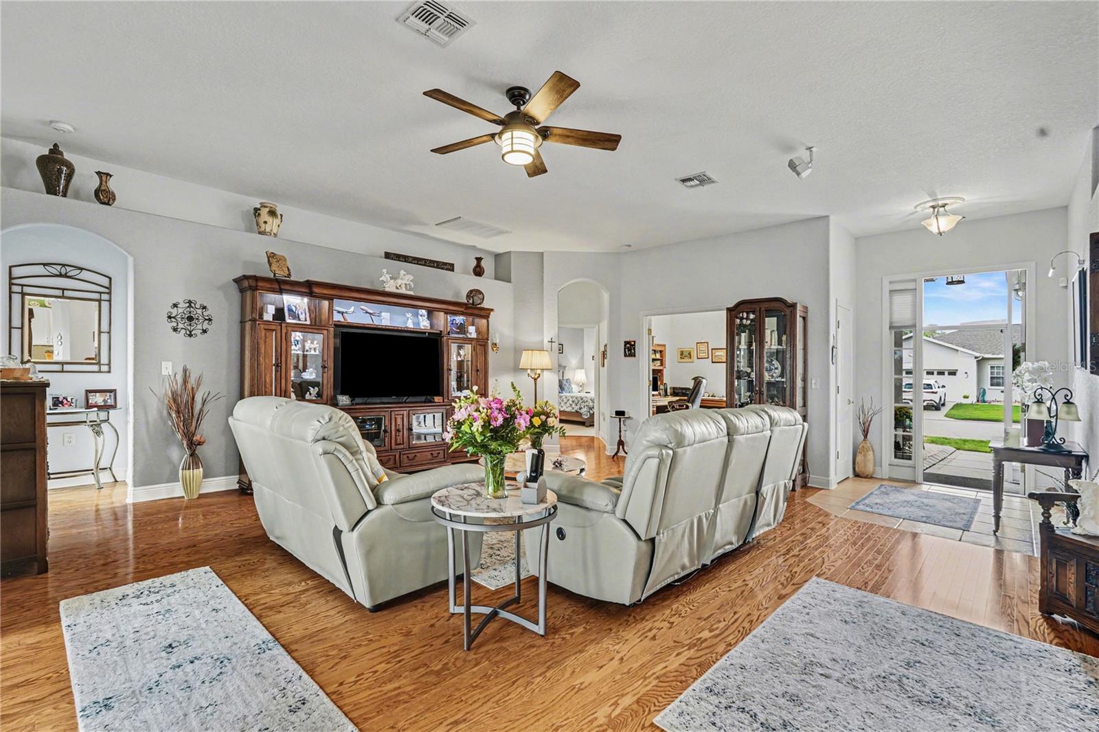 10412 OLD TAMPA BAY DR — photo 7