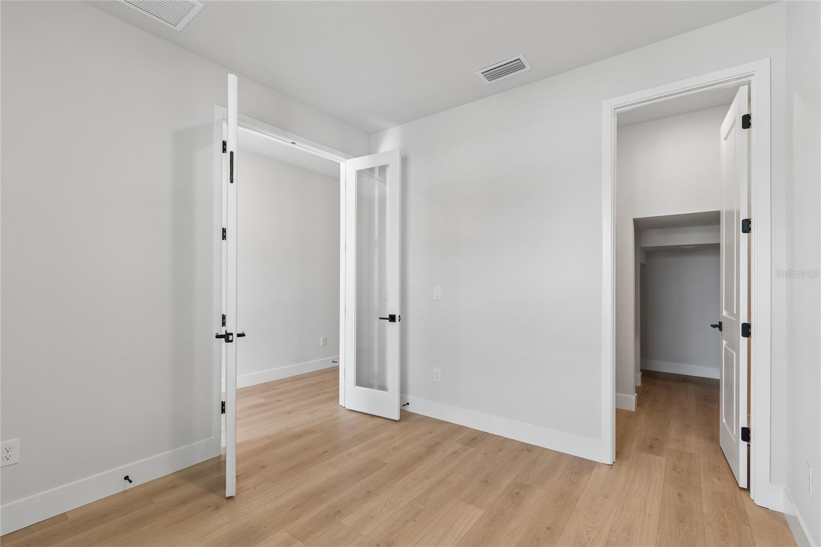 2916 W ELLIS DR — photo 15